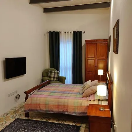 Apartmán Rons Town House *