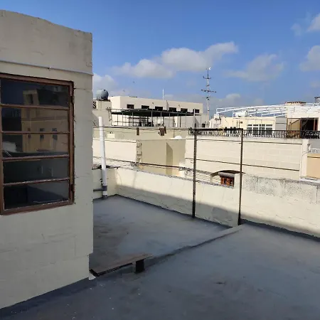 Apartment Rons Town House *