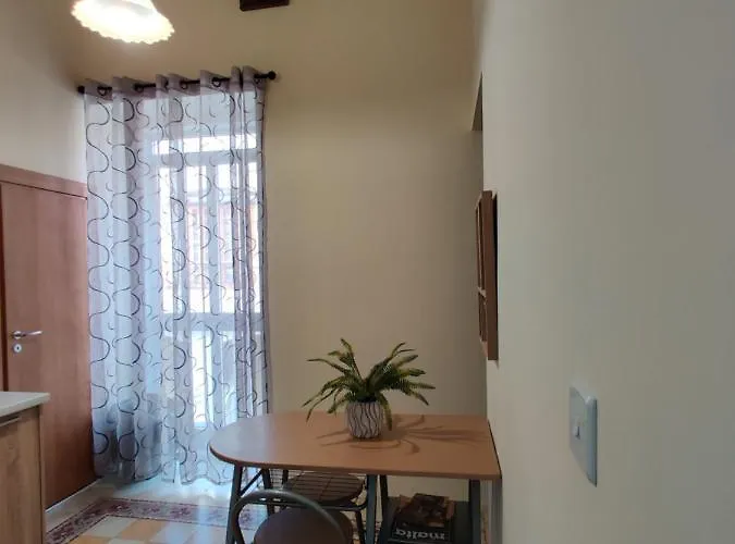 Apartment Rons Town House *